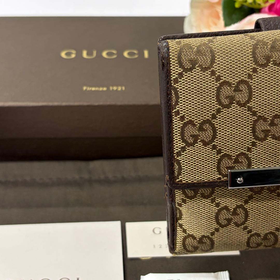 新品同様‼️ グッチ　GUCCI 財布　二つ折り　折り財布　GGキャンバス