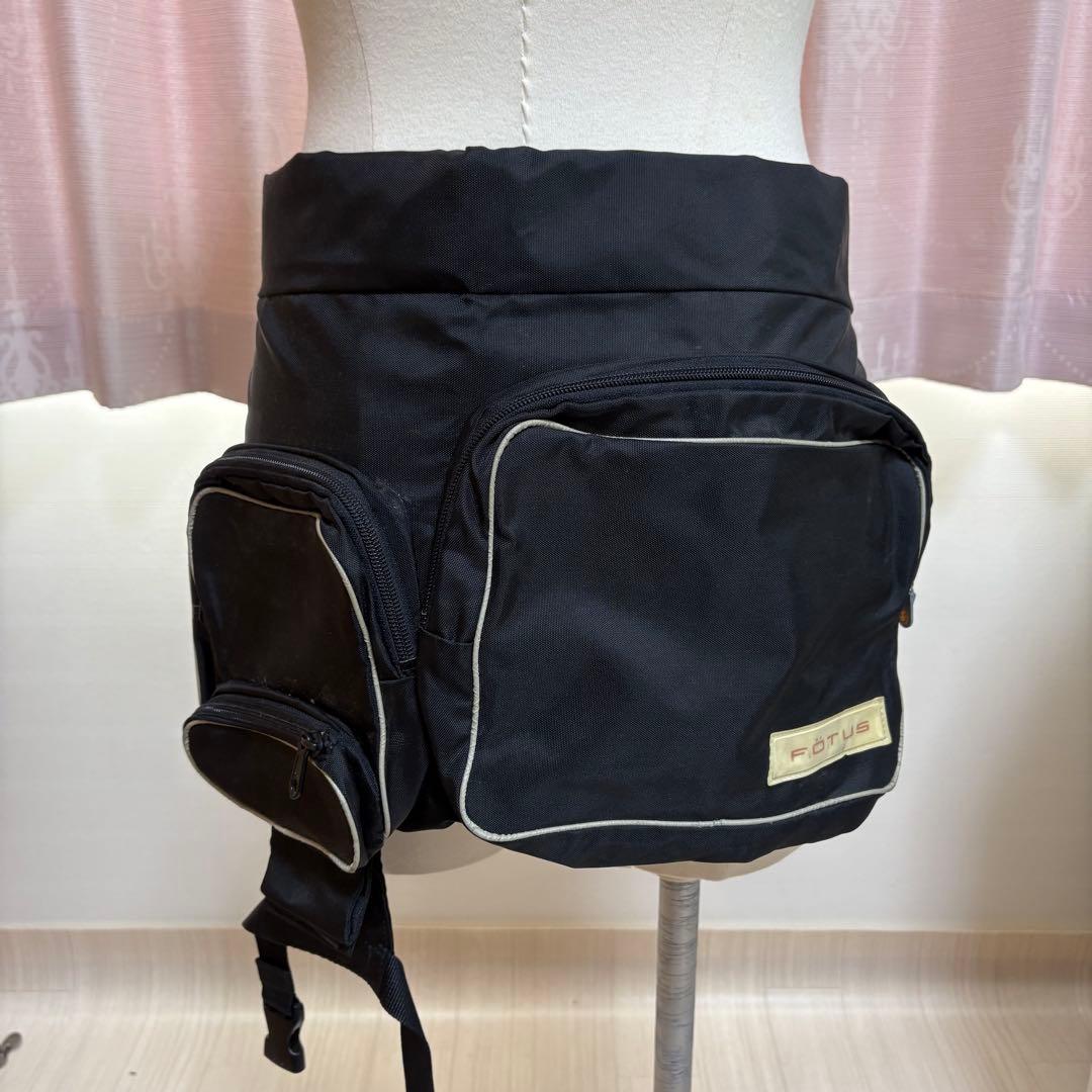 FOTUS フェトウス ボディーバッグ