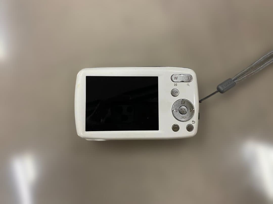 パナソニック　LUMIX　DMC-S1　デジタルカメラ　ホワイト