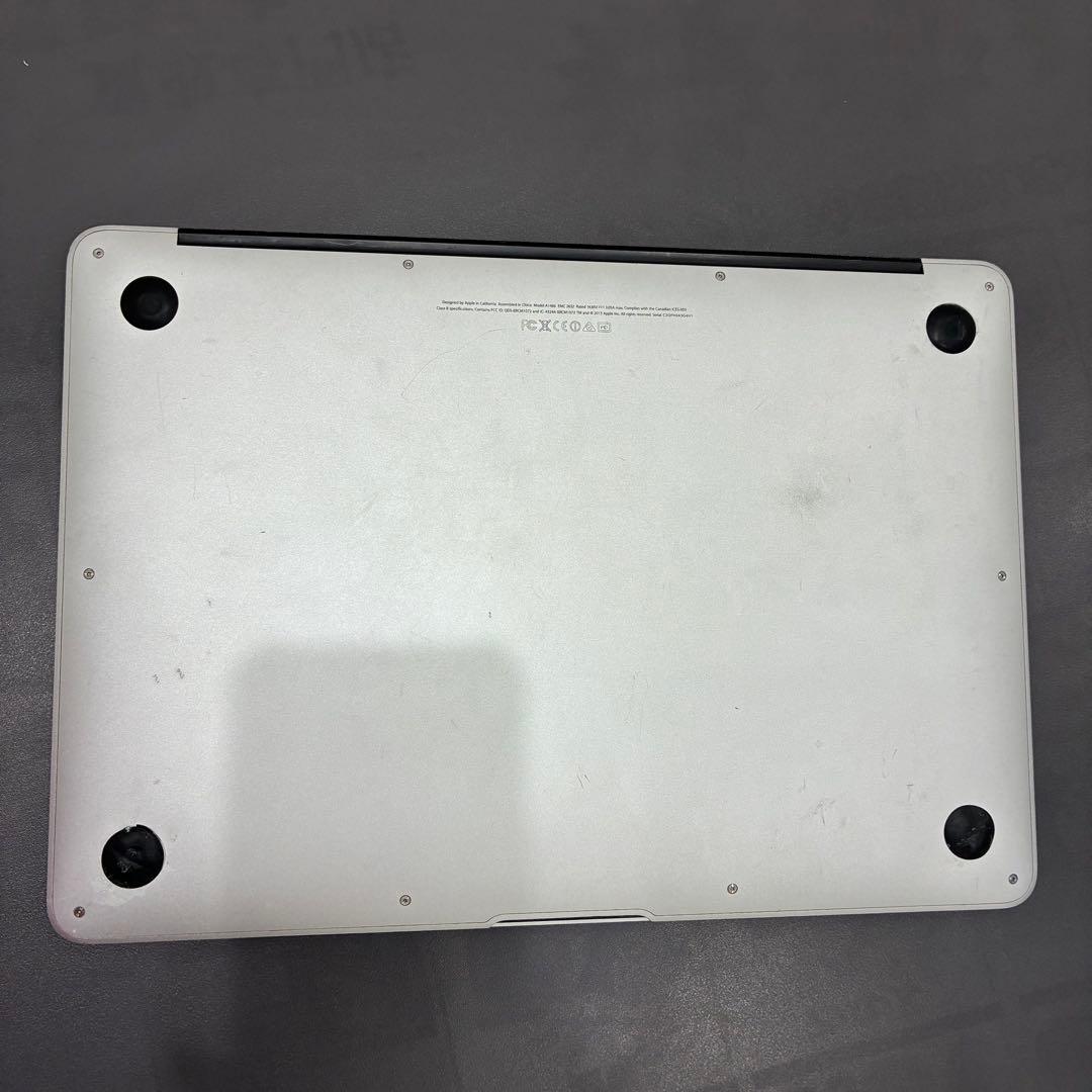 ワ*君様 中古　Apple MacBook Air 13インチ