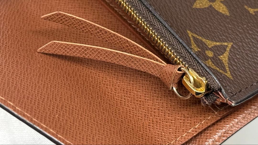 極美品！ルイヴィトン　ポルトフォイユ・ヴィクトリーヌ　コンパクト財布