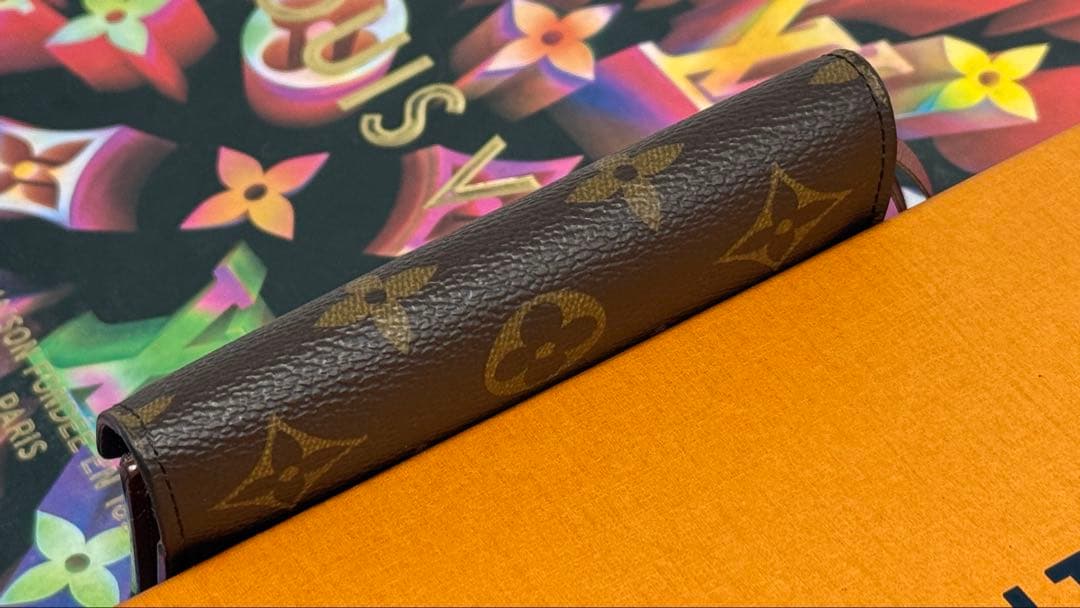 極美品！ルイヴィトン　ポルトフォイユ・ヴィクトリーヌ　コンパクト財布
