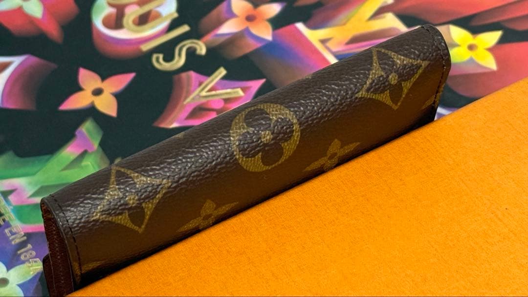 極美品！ルイヴィトン　ポルトフォイユ・ヴィクトリーヌ　コンパクト財布