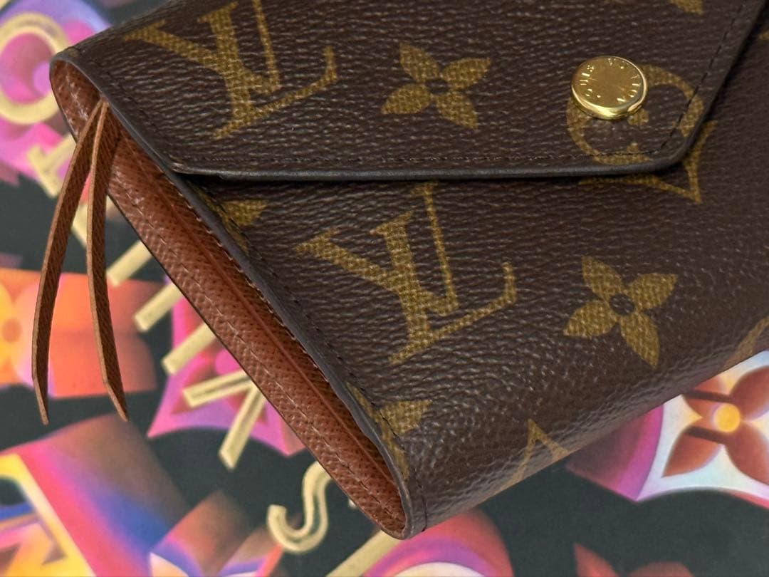 極美品！ルイヴィトン　ポルトフォイユ・ヴィクトリーヌ　コンパクト財布
