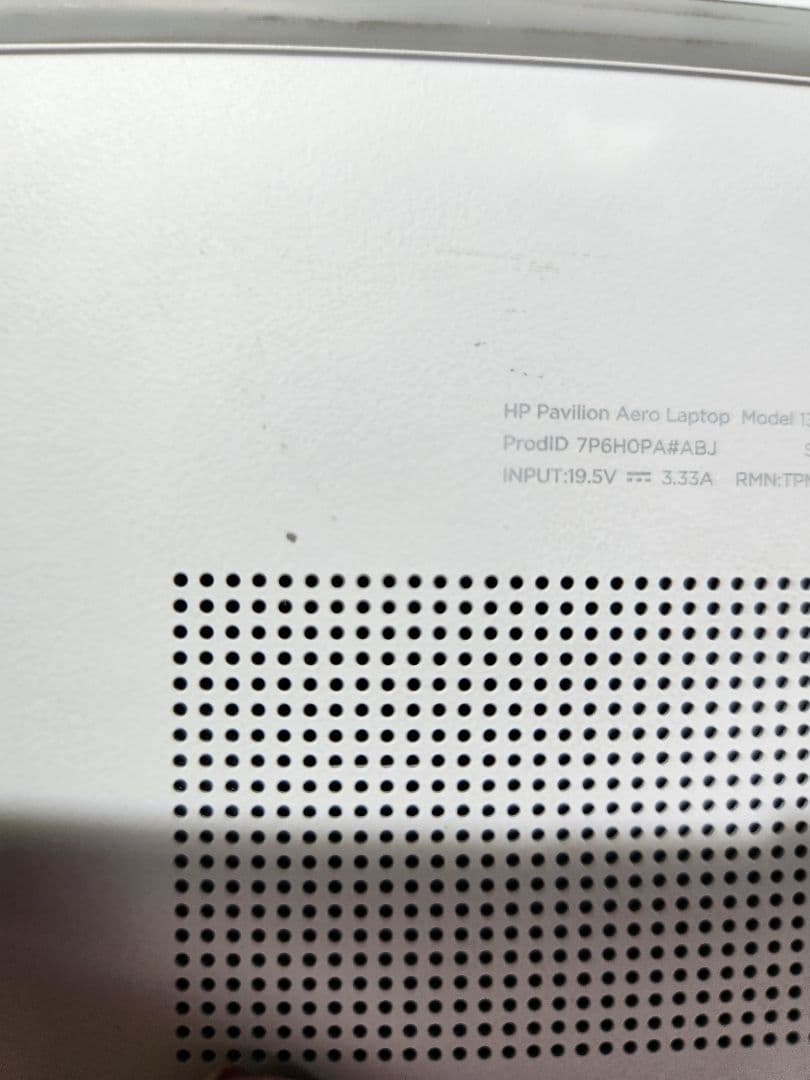 Windowsノート本体 HP Pavilion Aero 13-be2010AU