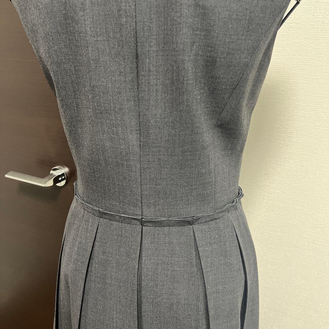 フォクシーニューヨーク　襟刺繍ワンピース