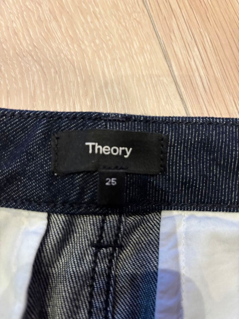 Theory ワイドレッグデニム 25