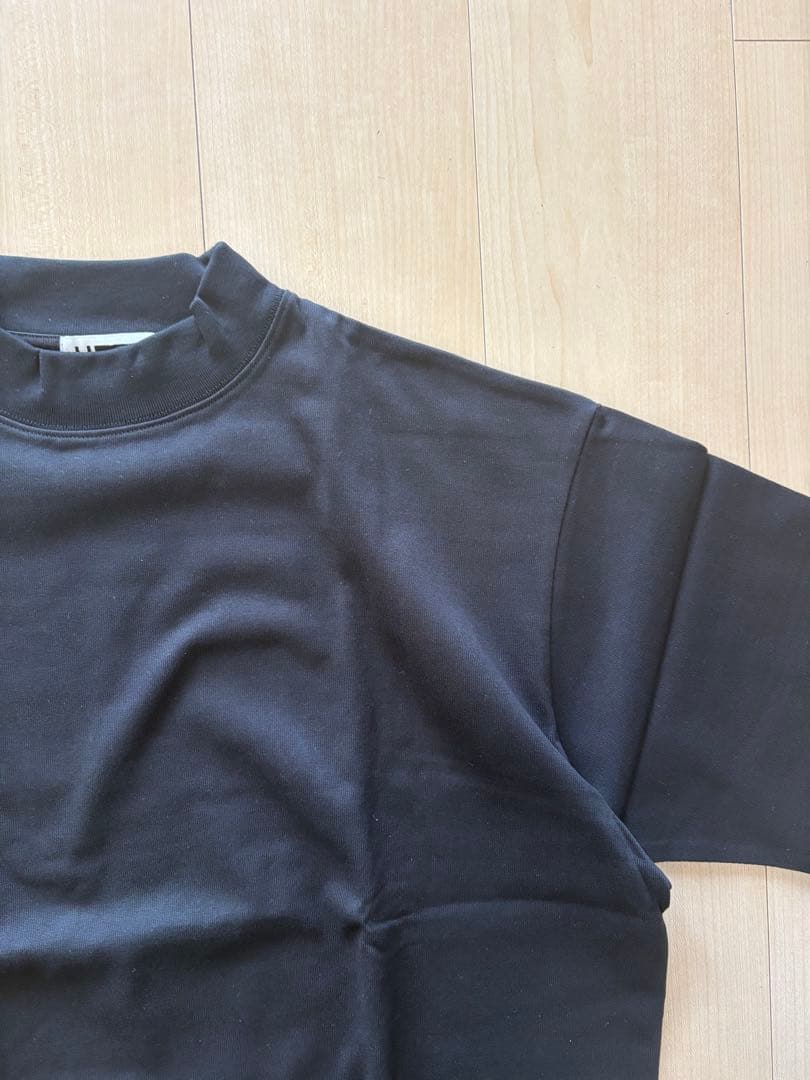 H beauty&youth ブラック 黒 モックネック Tシャツ L