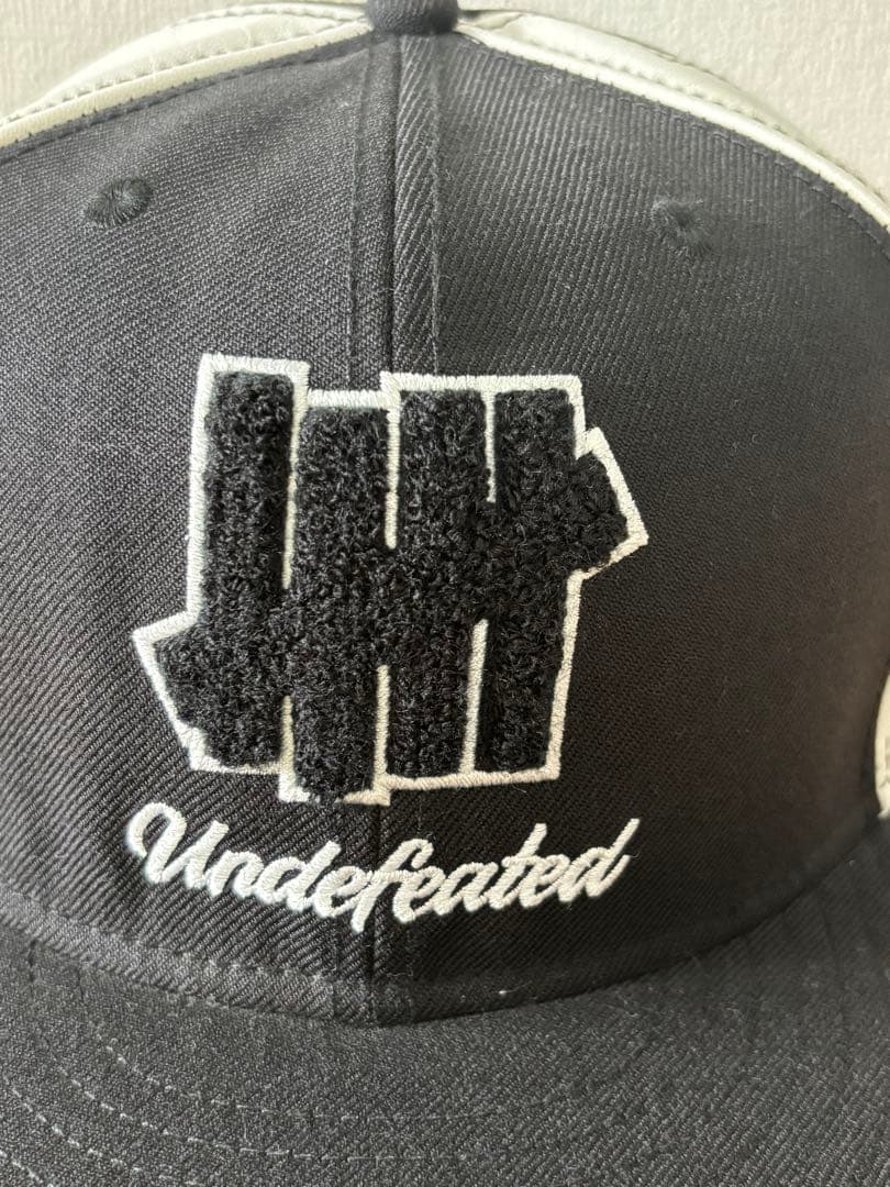 T*A様 Undefeated new era cap 7 5/8 レザー st
