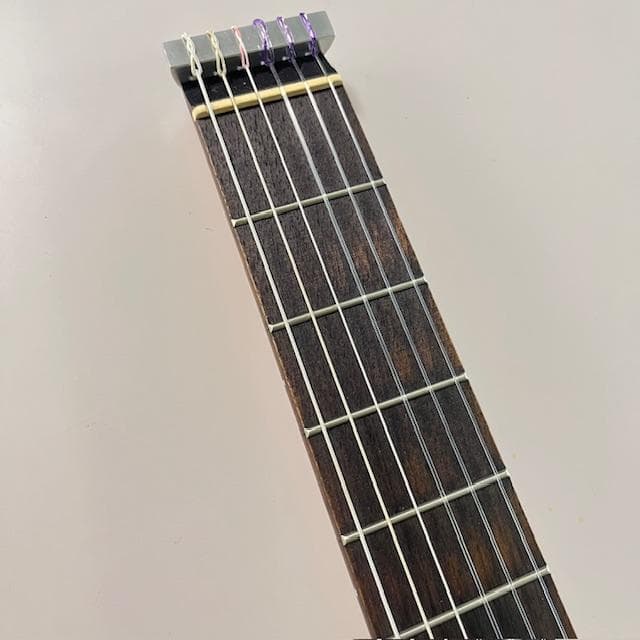 Traveler Guitar Ultra-Light / トラベラーギター