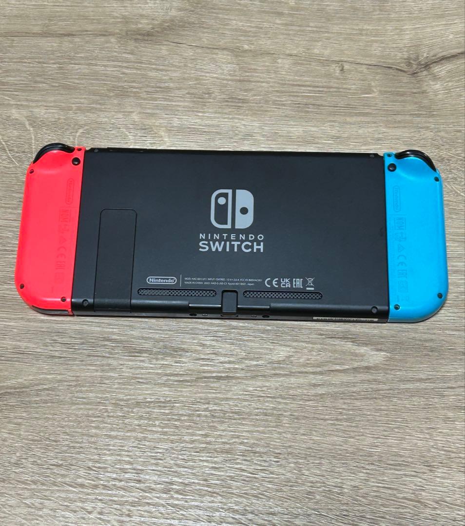 Nintendo Switch本体セット＋プロコン＋人気ソフト3本
