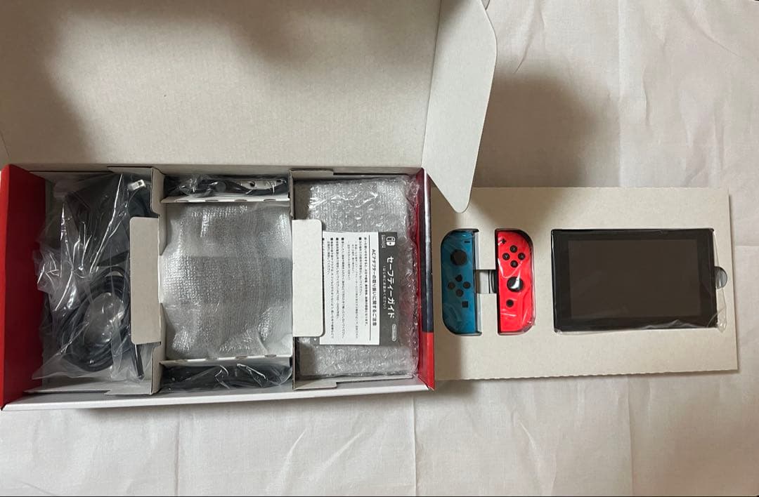 Nintendo Switch 本体 +コントローラー