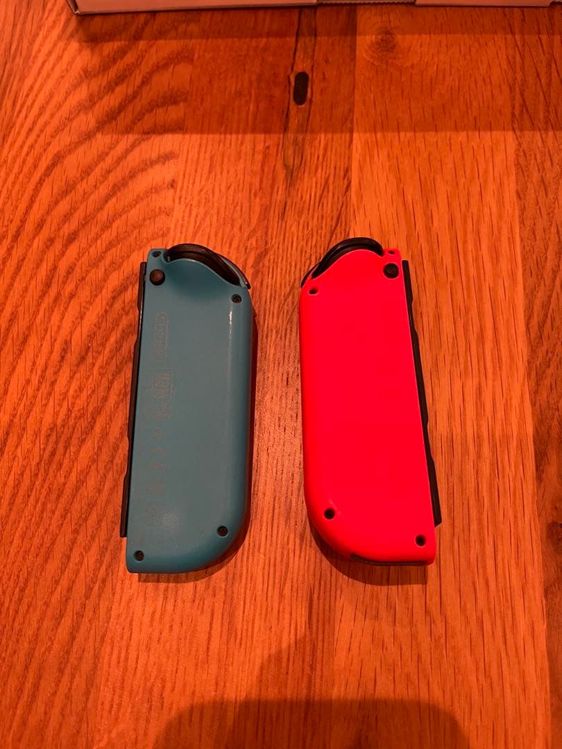 【美品】Nintendo Switch 本体　付属品•箱付き