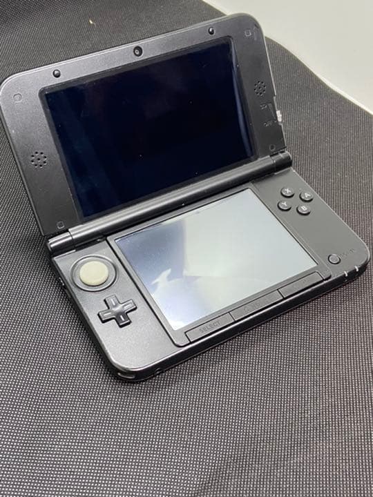 ニンテンドー3DS LL レッド×ブラック