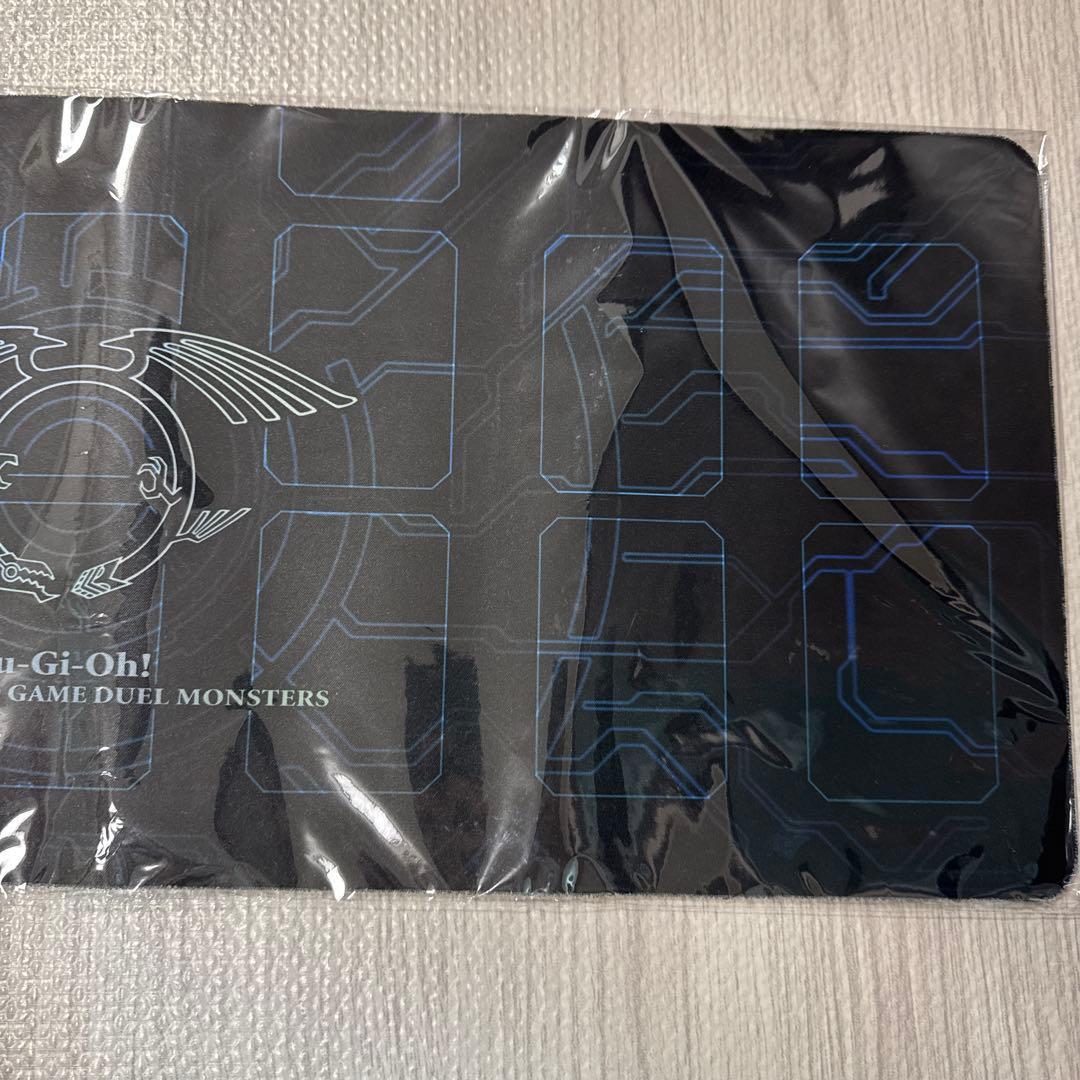 遊戯王　プレイマット　竜の紋章　ニューロン