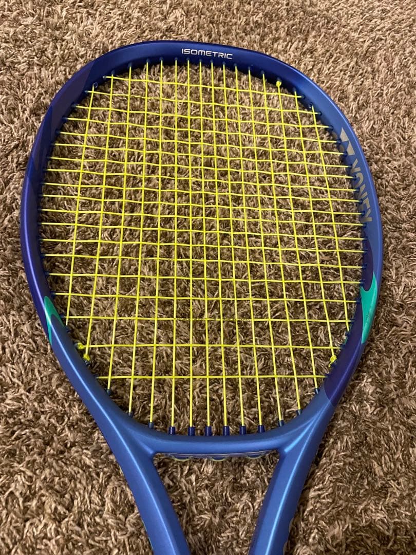 YONEX EZONE 100Lテニスラケット