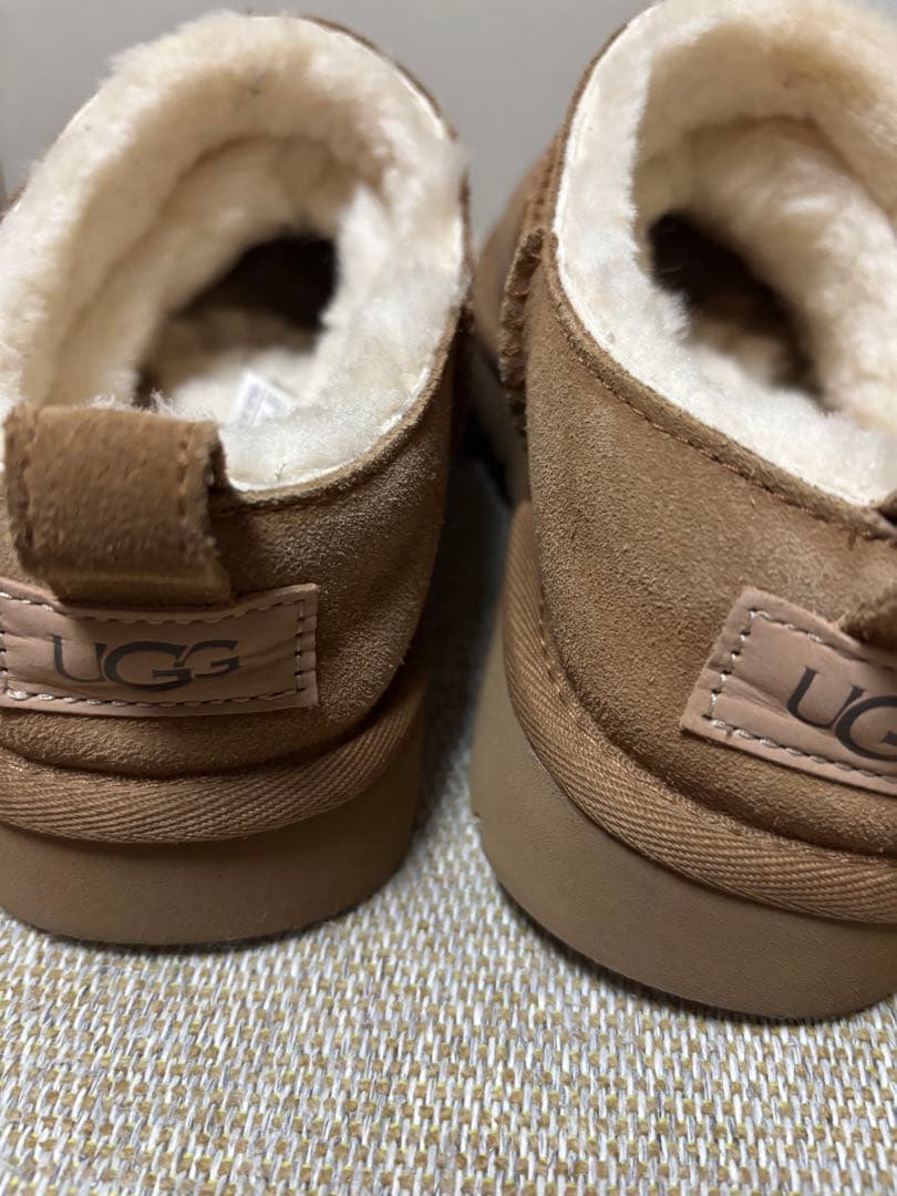 美品UGG ブーツ　US8