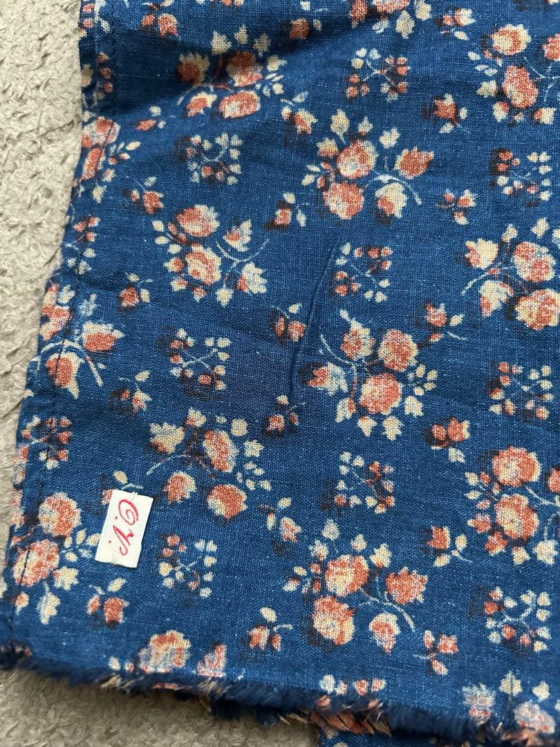 OUTIL 花柄インディゴ染めストール