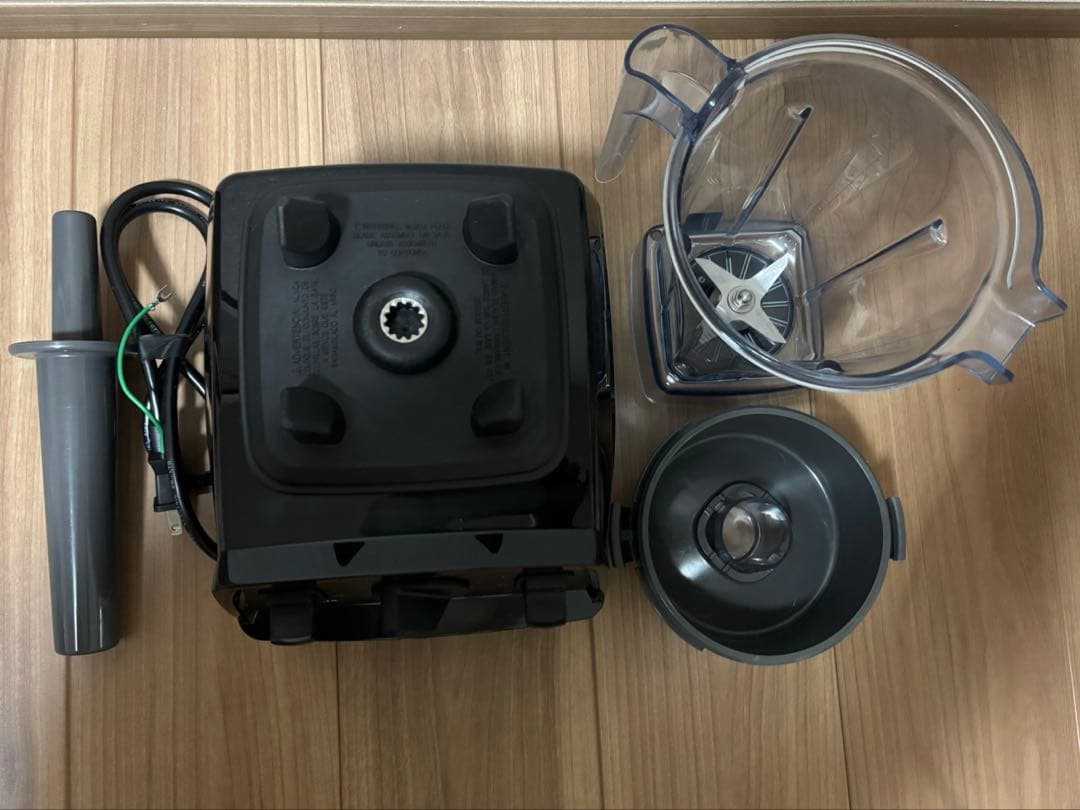 【美品】Vitamix E310 ブラック ブレンダー VM0202 1台8役