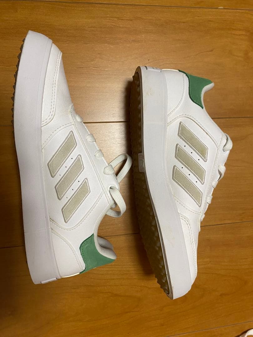 adidas レディースゴルフシューズ23.5センチ　1回使用