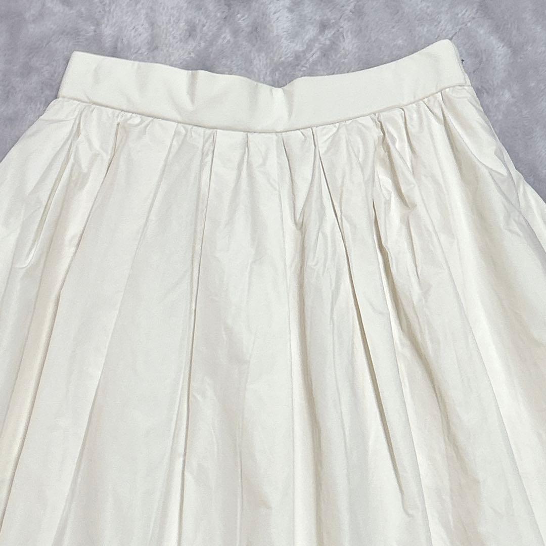 新品タグ付❤︎完売品 25SS IENA タフタフレアスカート 38 ホワイト