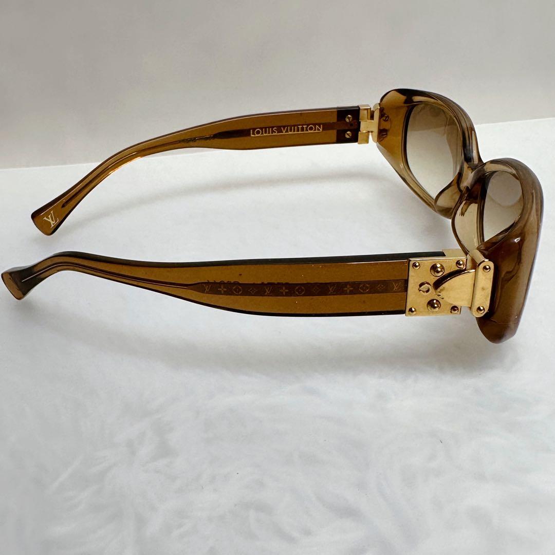 小物 LOUIS VUITTON Z0008E LV Logo Sunglasses