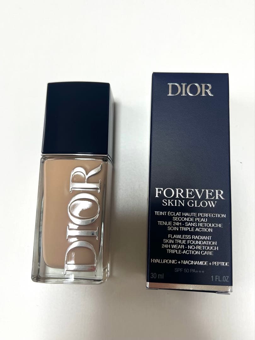新品 DIOR フォーエヴァーフルイドスキングロウ 1N （リキッドファンデ）