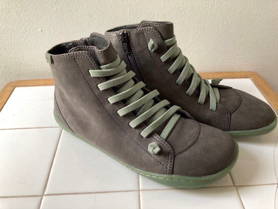 CAMPER PEU CAMIシリーズ　ハイカット　38size 箱無し