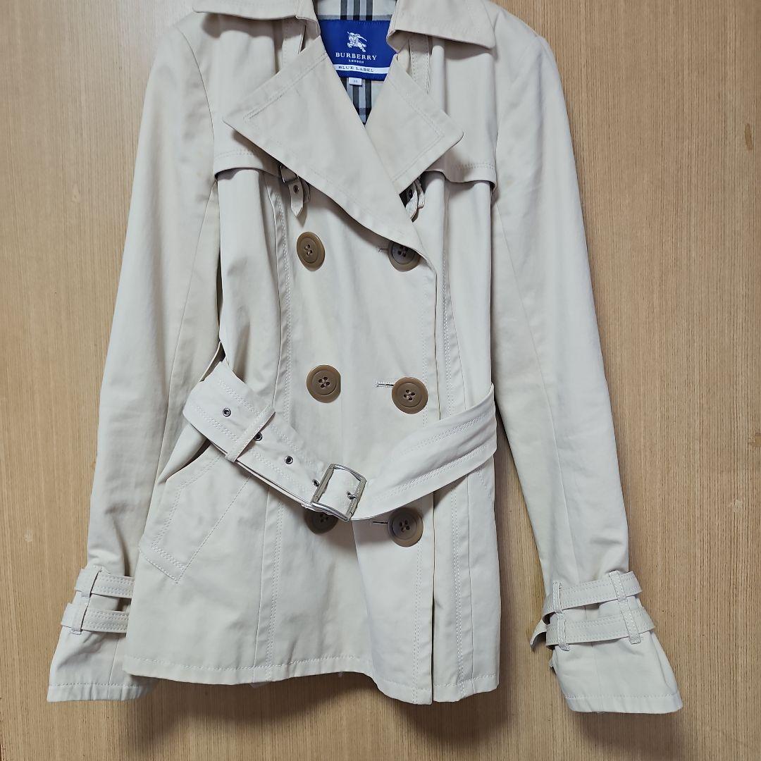 Burberry バーバリーブルーレーベル　ベージュ ショートトレンチコート