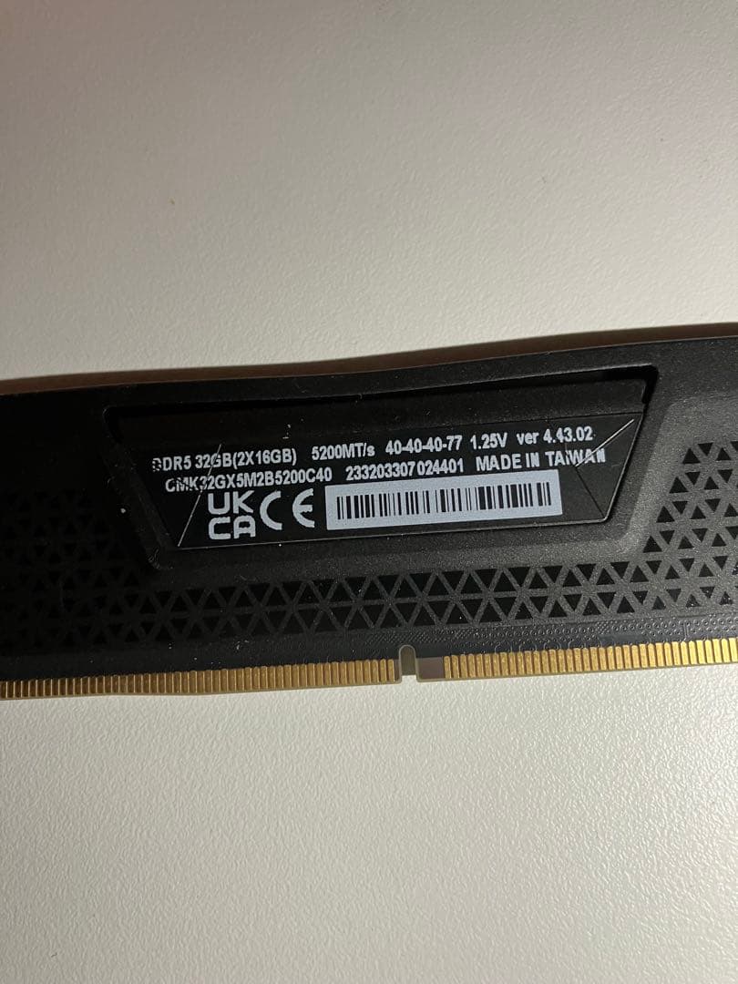 CORSAIR DDR5-5200MHz メモリ 16GB ジャンク品