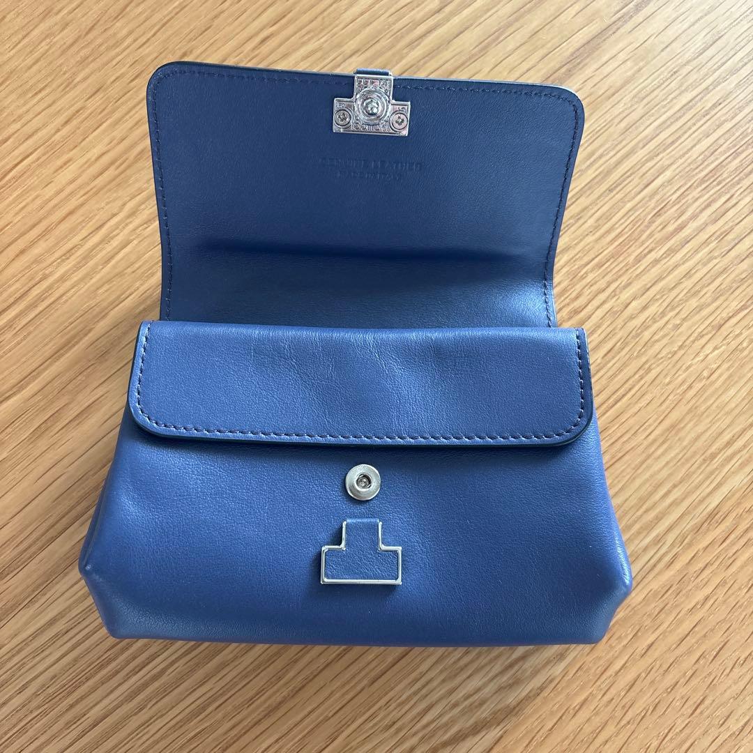 IACUCCI 二つ折り財布 ブルー