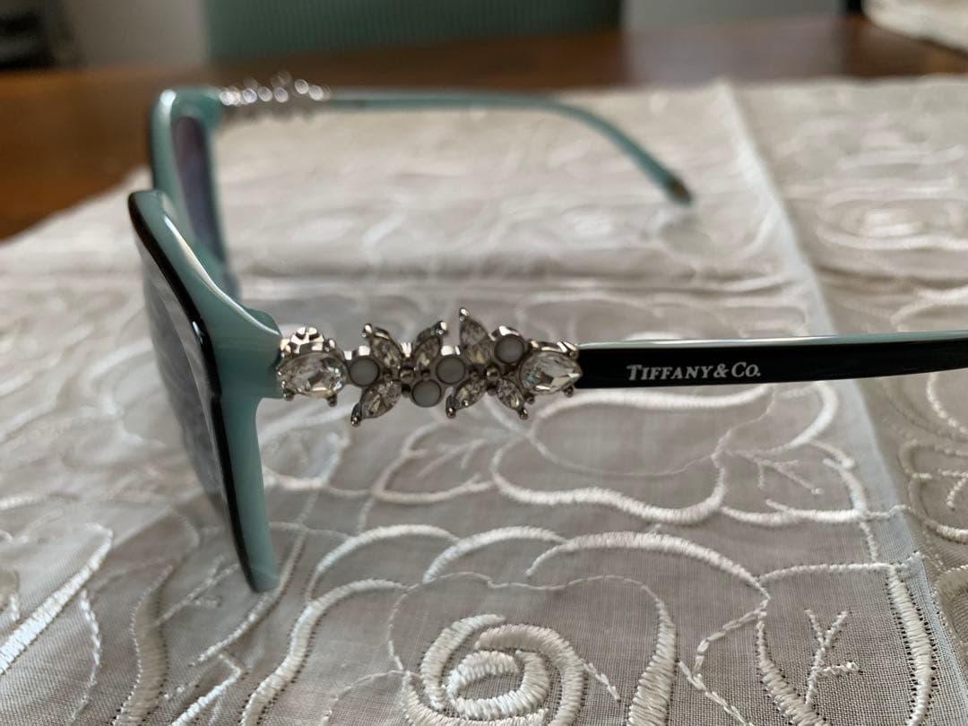 Tiffany & Co. ティファニーブルーサングラス