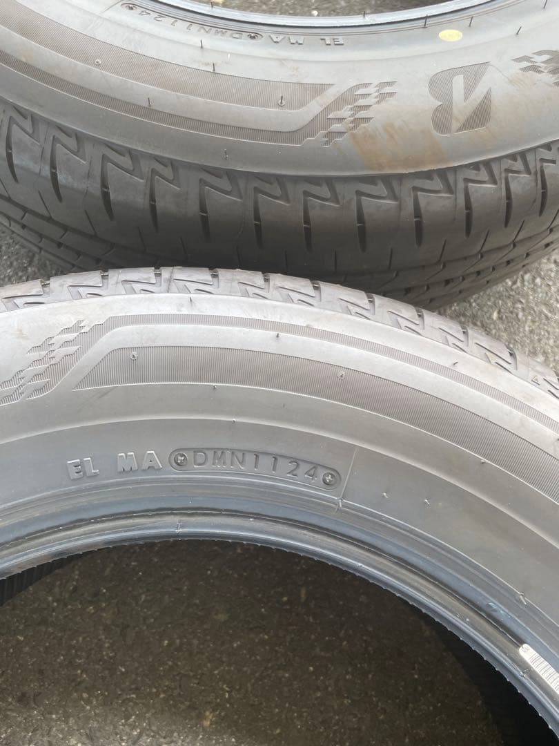 ✦送料込✦ ブリヂストン　夏タイヤ　トランザ　205/65R16 2本