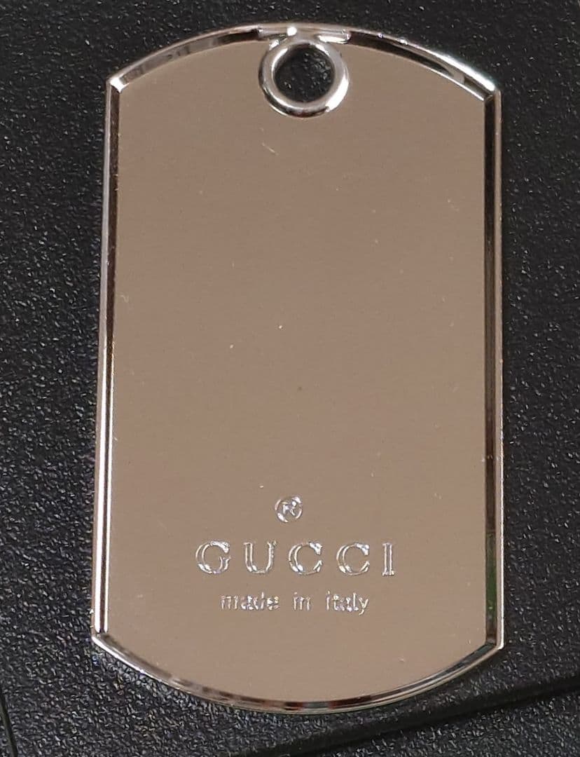GUCCI ネックレス　ドッグタグ　シルバープレート