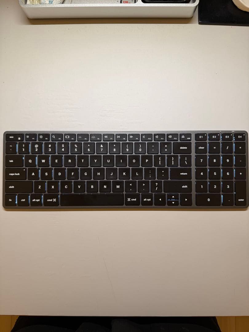 Satechi SLIM X2 薄型キーボード