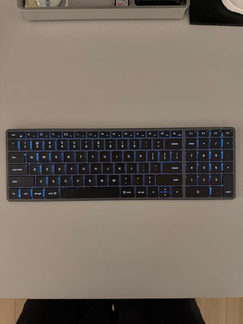 Satechi SLIM X2 薄型キーボード