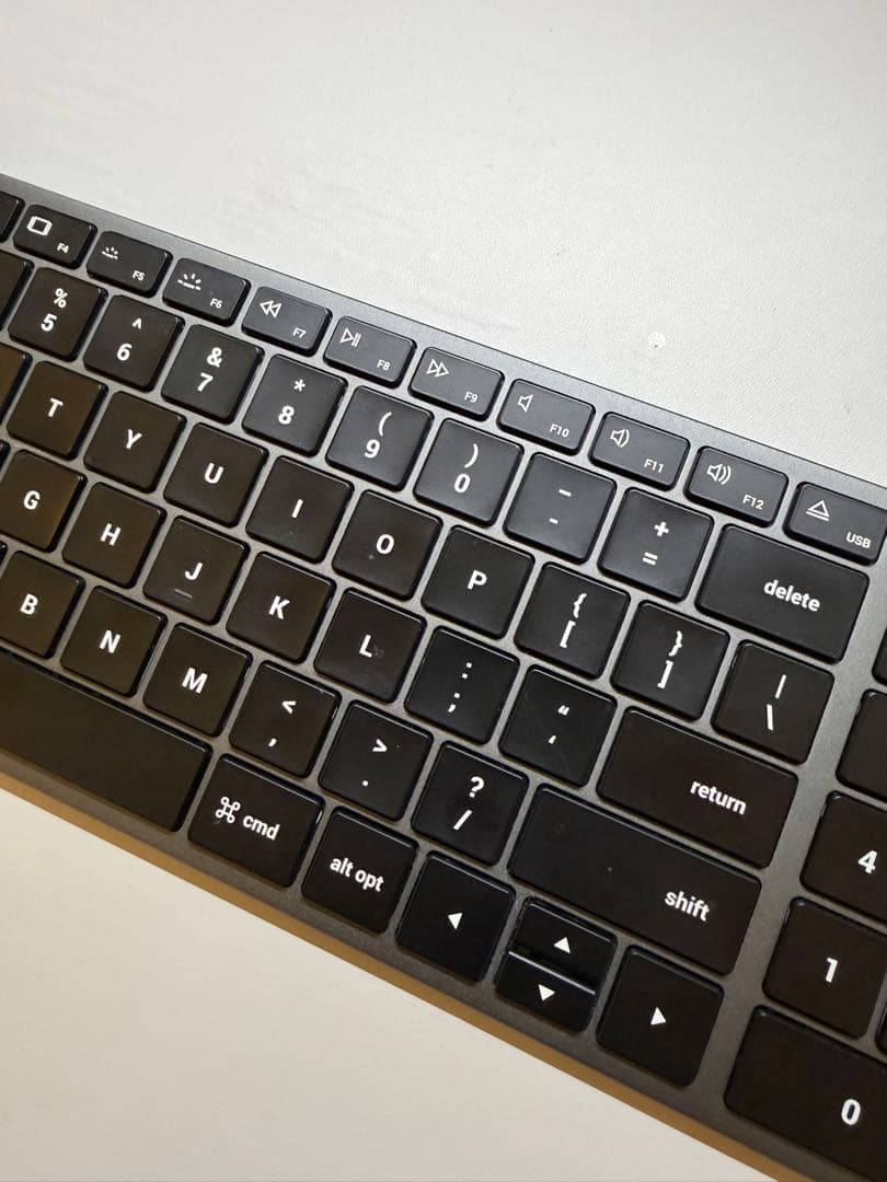 Satechi SLIM X2 薄型キーボード