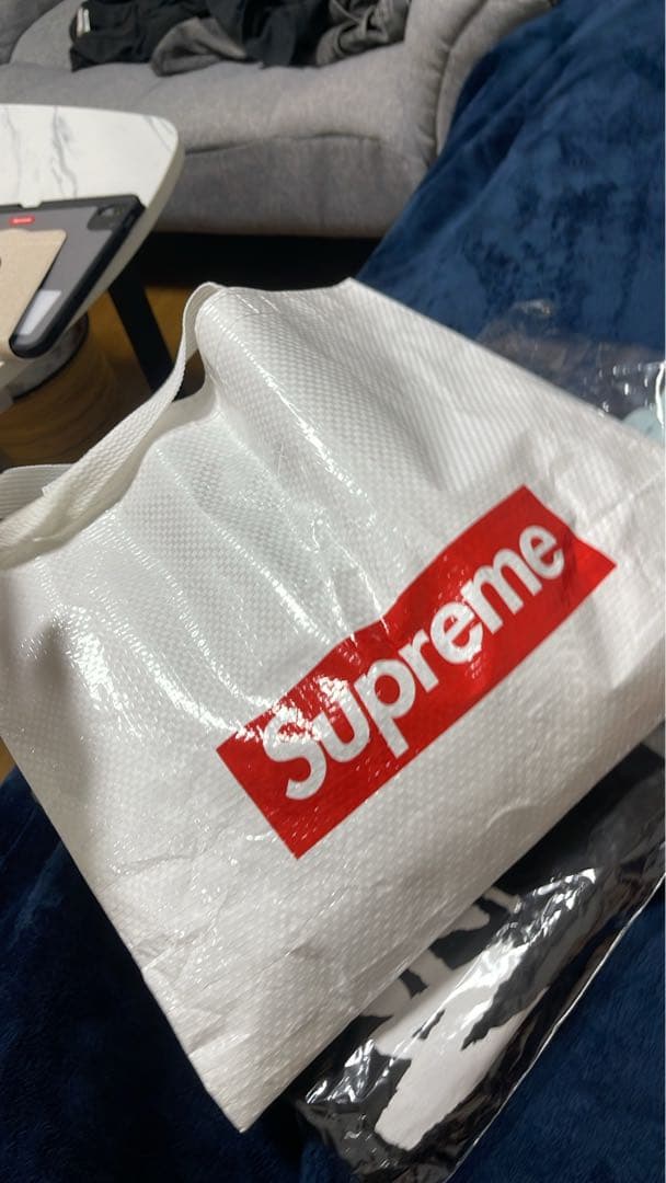 Supreme ピンクホワイト トラッカーキャップ