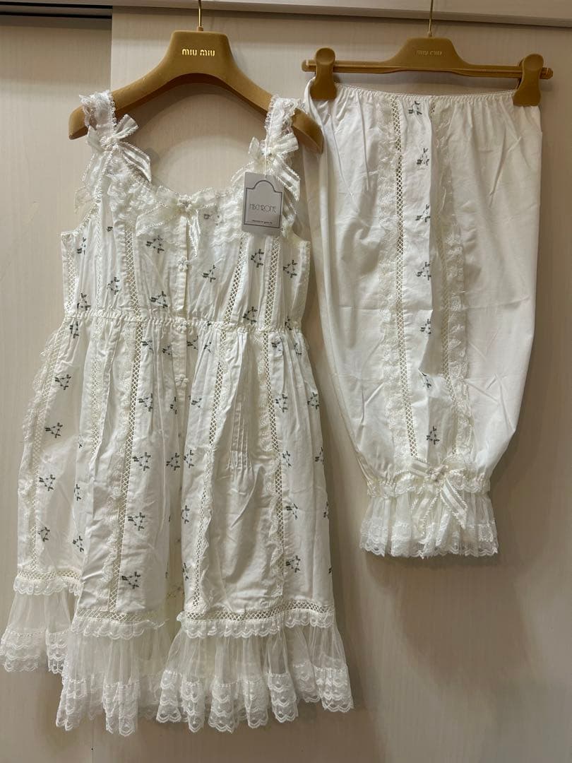 さえらヒスクローネナイトウェアセット♡ドロワーズフリフリ♡タグ付き