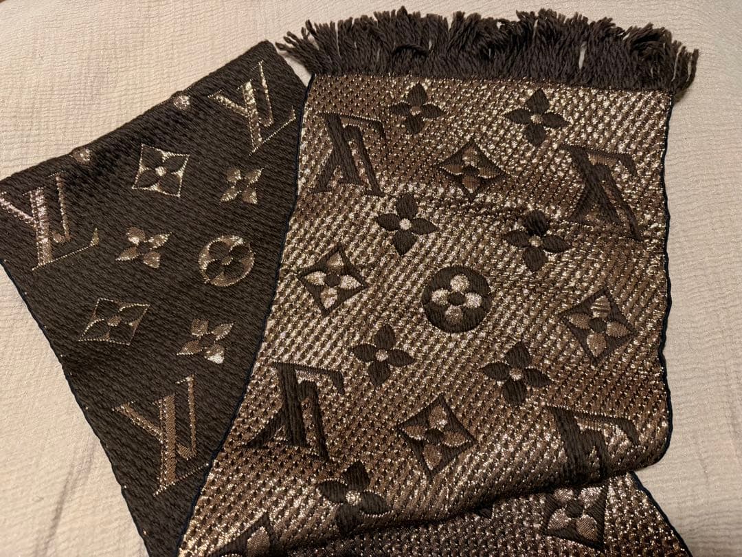 Louis Vuitton ダークブラウン マフラー　箱付き　紙袋付き