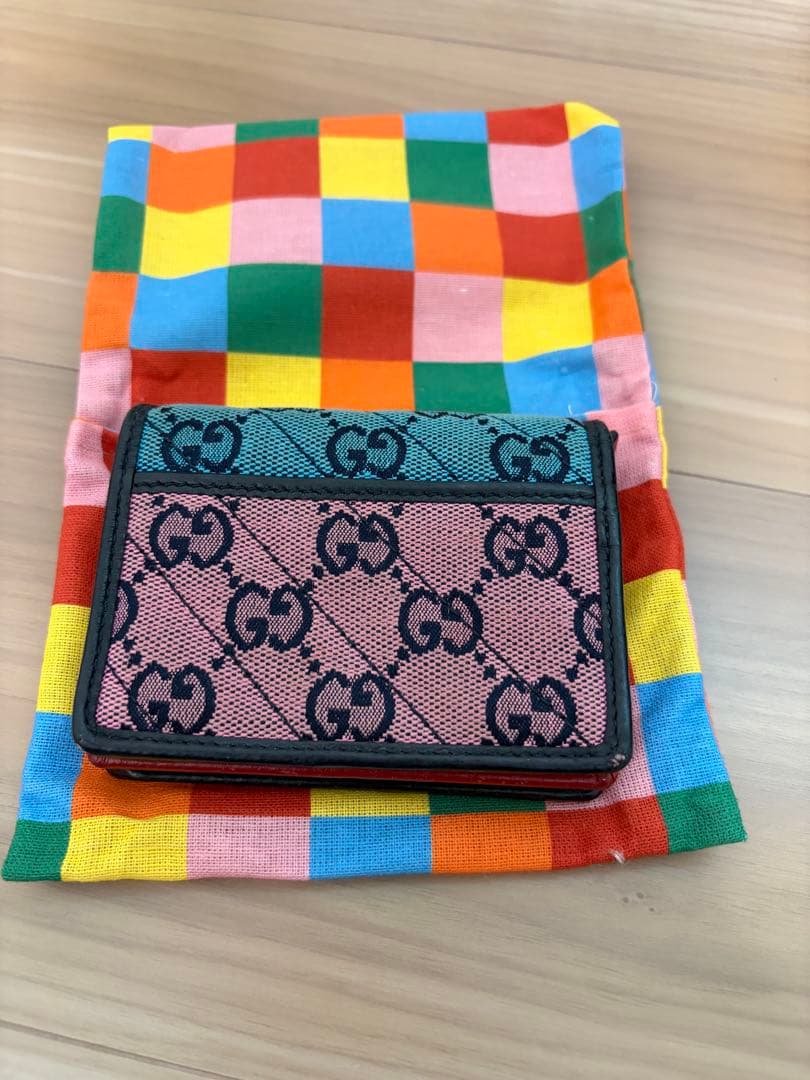 GUCCI 二つ折り財布 GGパターン