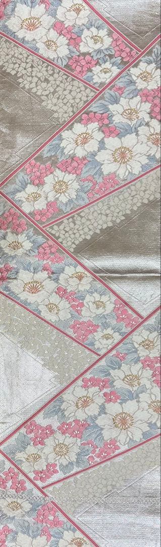 振り袖　フルセット　長襦袢付　草花　赤　金彩加工　刺繍入り　成人式　806