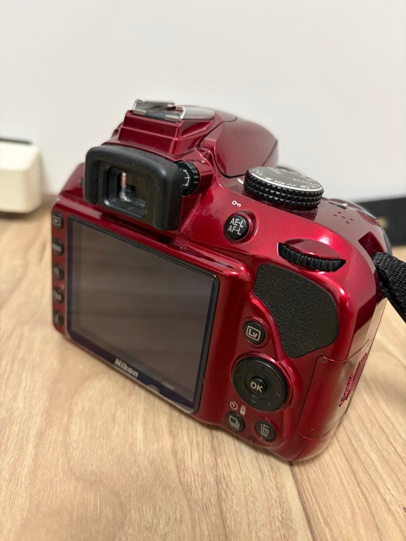 Nikon D3300 赤色 ダブルレンズセット