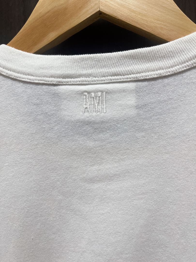 ami parisハート刺繍 ホワイト Tシャツ　男女兼用