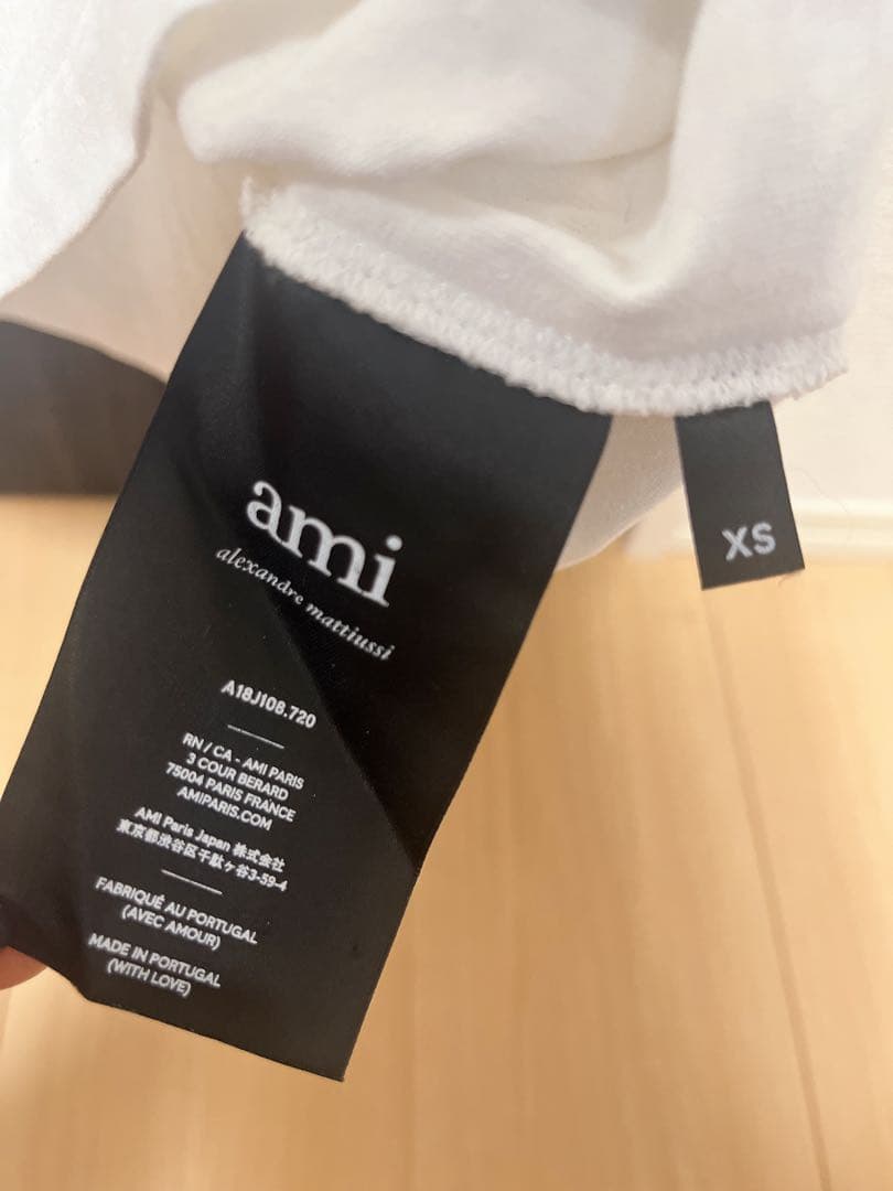 ami parisハート刺繍 ホワイト Tシャツ　男女兼用