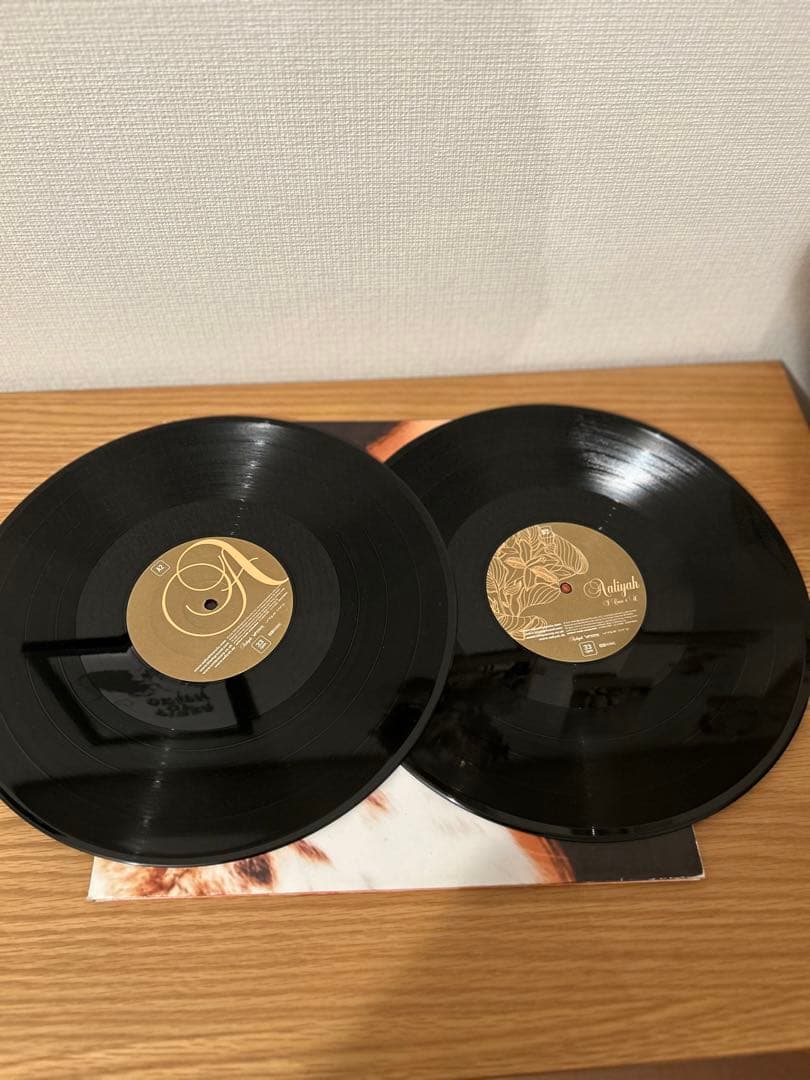 Aaliyah / I Care 4 U アリーヤ アナログ レコード　2枚組