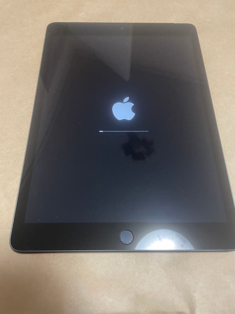 M*u様 iPad９世代　バッテリー94% スペースグレー64GB本体