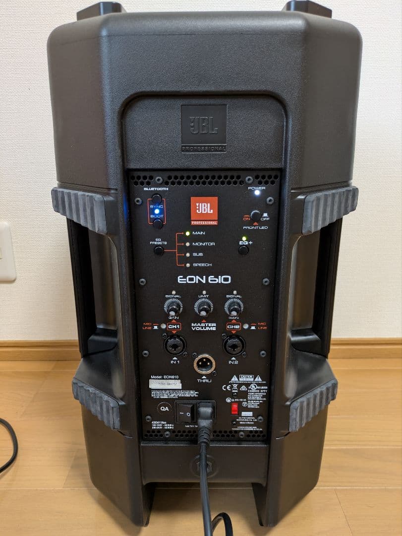 JBL EON610 ①