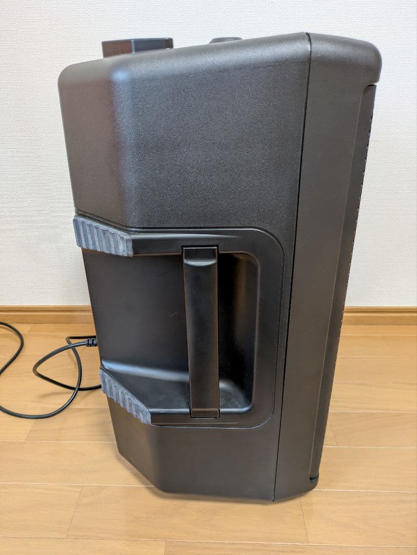 JBL EON610 ①