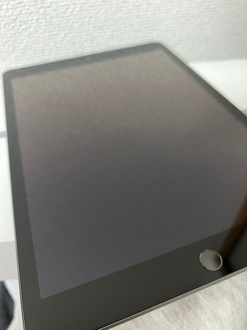 【新品に近い美品】Apple iPad(第9世代)スペースグレー 64GB 本体